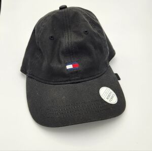 Tommy Hilfiger Black Embroidered Flag Logo Baseball‎ Cap NWOT